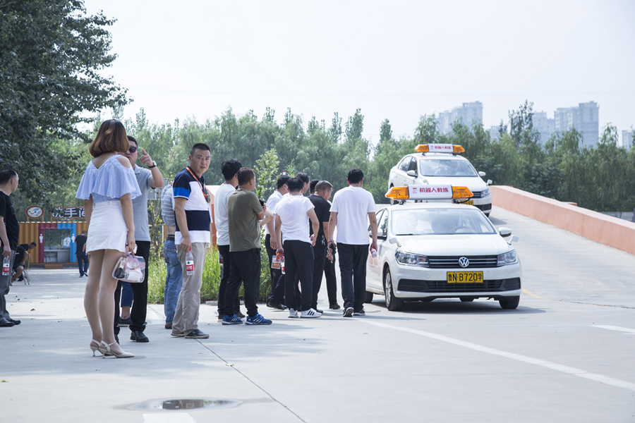 �������ܙC���˽̾�